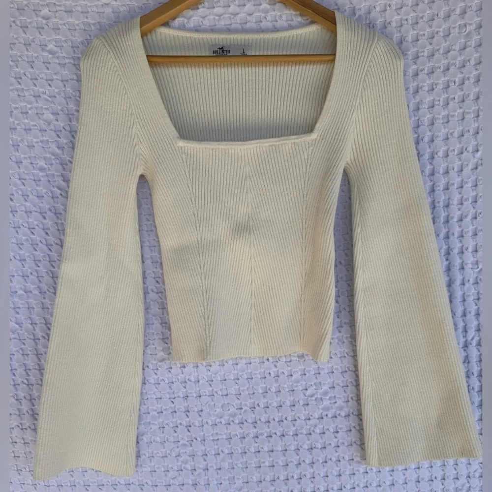 Hollister Cream Ribbed Knit Sweater Bell Sleeve Square‎ Neck Top L